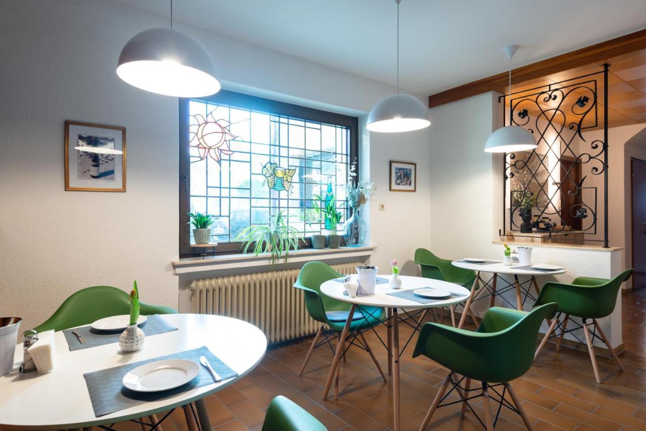 Moselweingut & Gaestehaus Hubertushof Trittenheim Extérieur photo