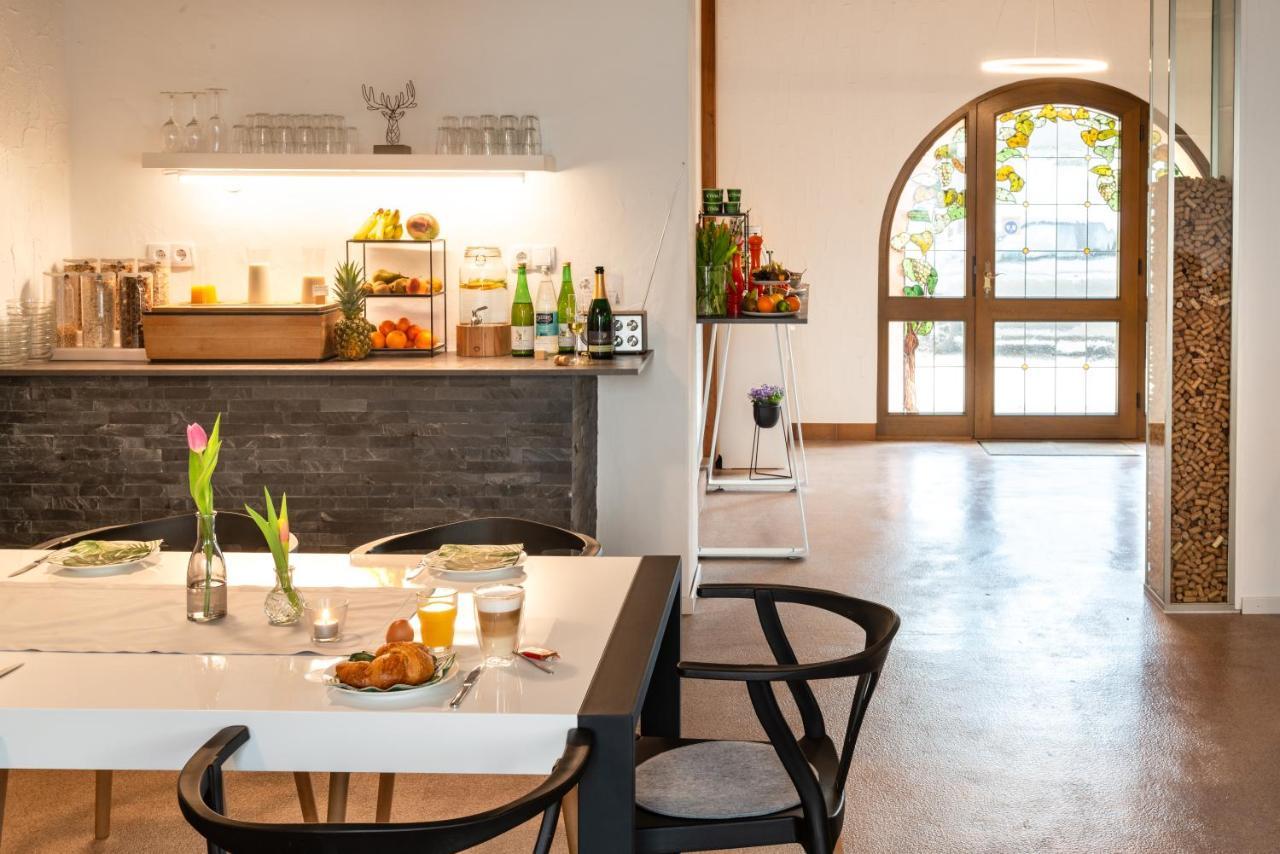 Moselweingut & Gaestehaus Hubertushof Trittenheim Extérieur photo
